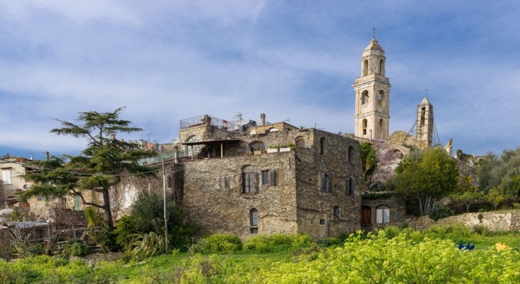 Alte Dorf Bussana Vecchia iStock Foto Faabi